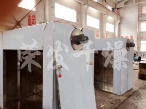 烘箱
