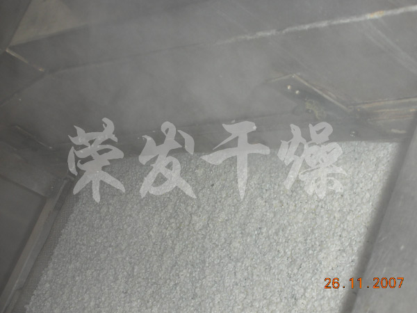 方便米饭蒸熟之专用带式干燥机